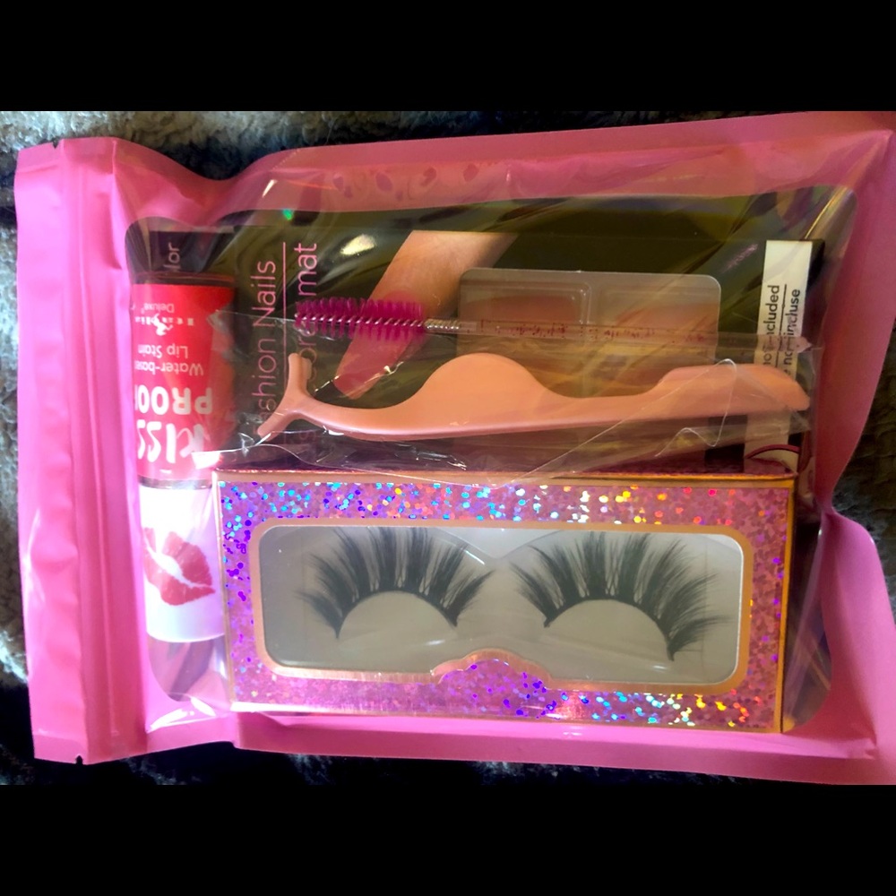 nails and lashes